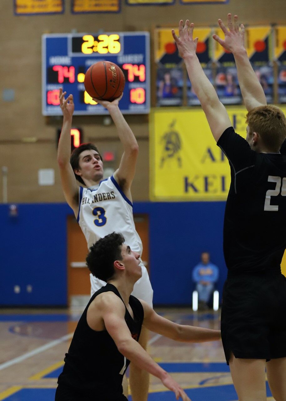 Kelso boys basketball Marshall